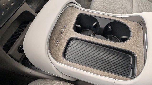2026 Hyundai PALISADE SE