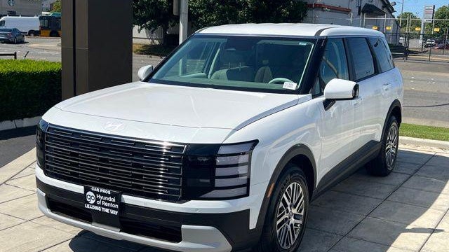 2026 Hyundai PALISADE SE
