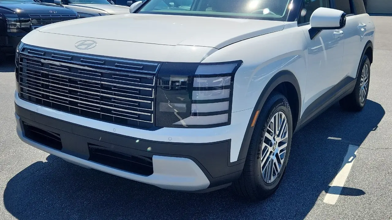 2026 Hyundai PALISADE SE