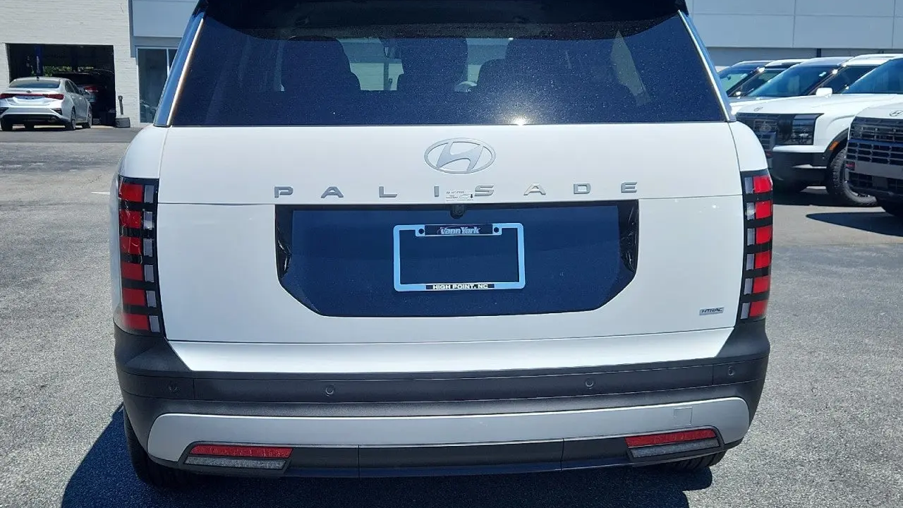 2026 Hyundai PALISADE SE