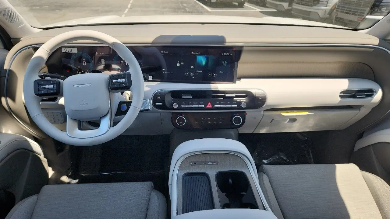 2026 Hyundai PALISADE SE