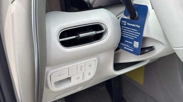 2026 Hyundai PALISADE SE