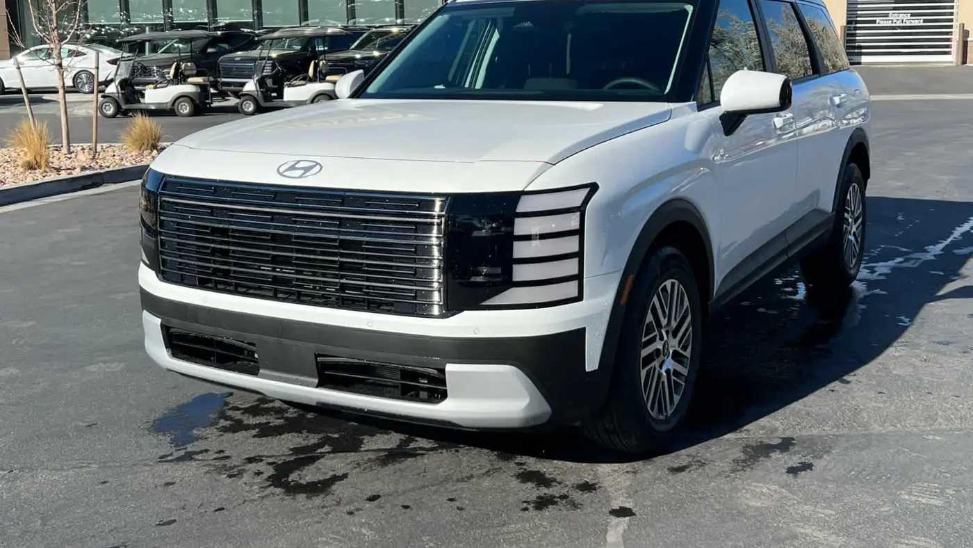 2026 Hyundai PALISADE SE