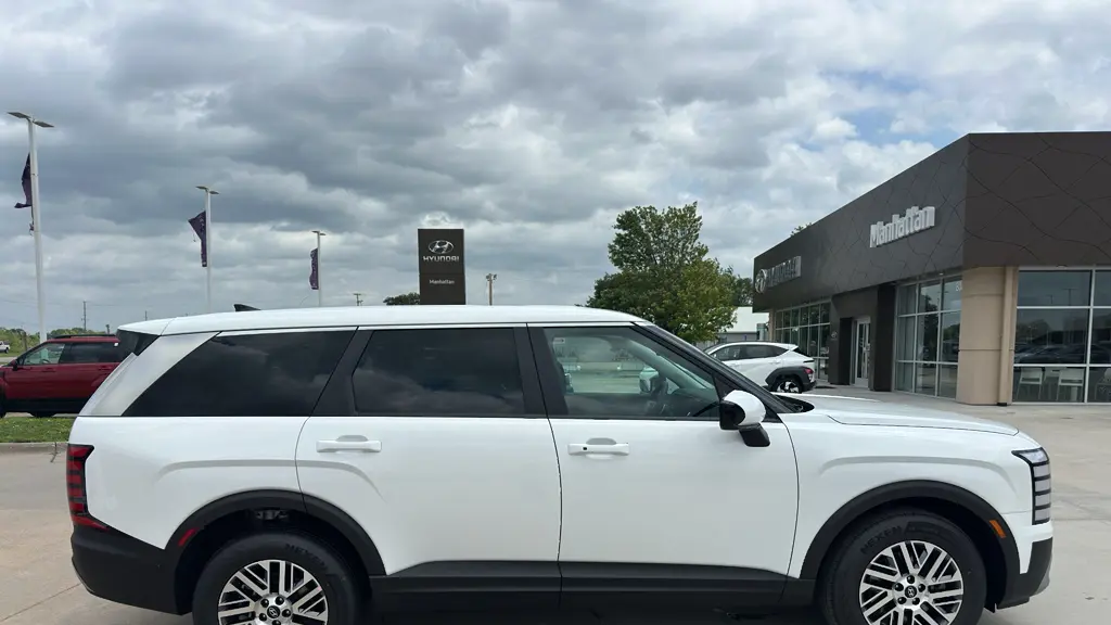 2026 Hyundai PALISADE SE