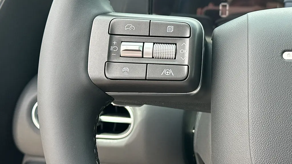 2026 Hyundai PALISADE SE