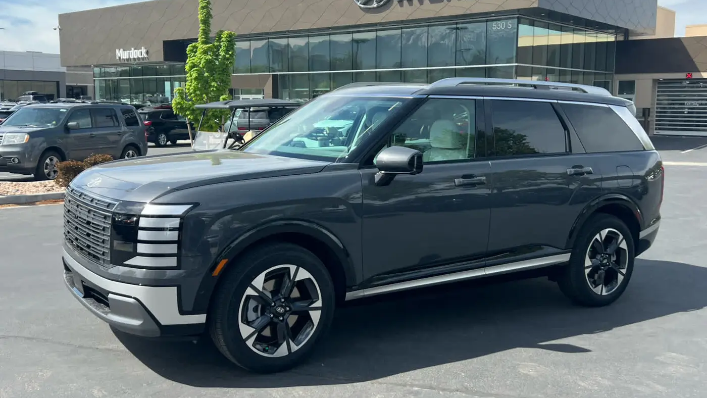 Preowned 2026 Hyundai PALISADE Limited for Sale