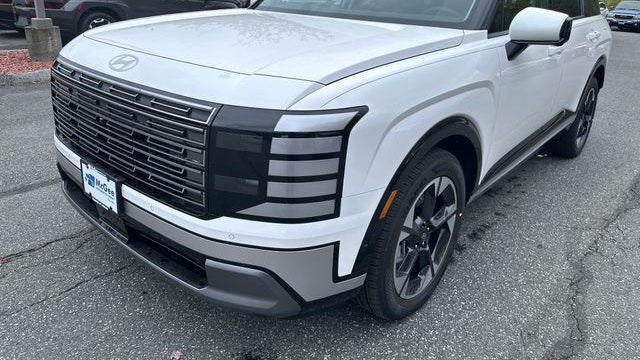 Preowned 2026 Hyundai PALISADE Limited for Sale