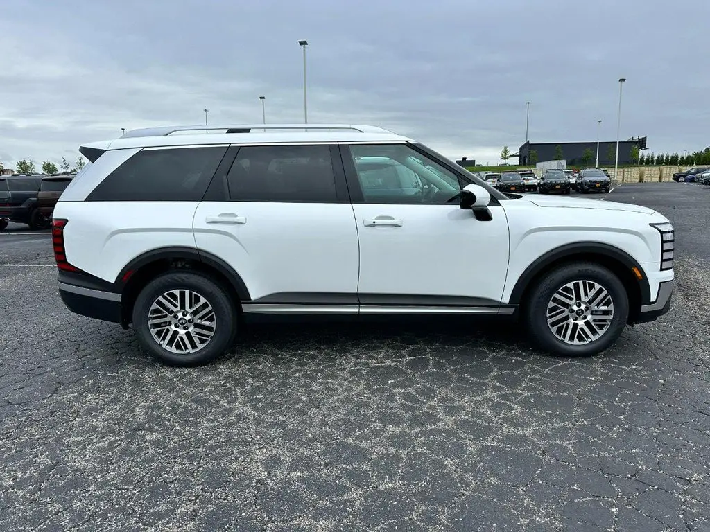 2026 Hyundai Palisade - $38,677