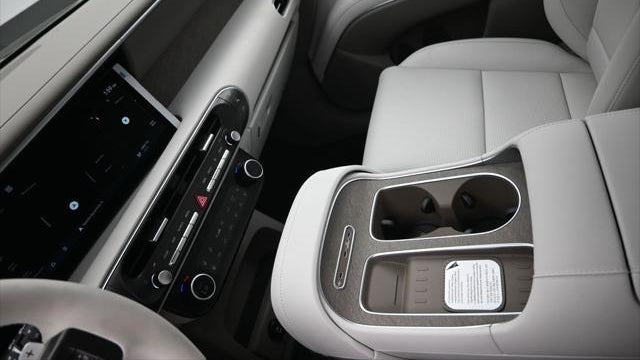 2026 Hyundai PALISADE SEL Premium