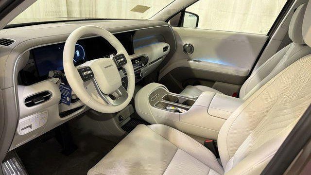 2026 Hyundai PALISADE SEL Premium