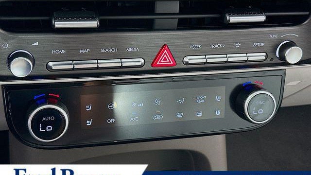 2026 Hyundai PALISADE SEL Premium
