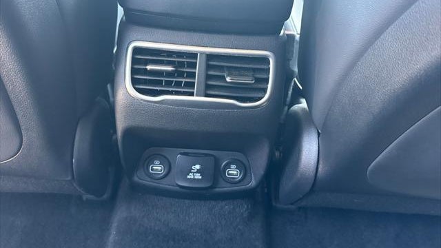 2022 Hyundai SANTA FE Hybrid Limited