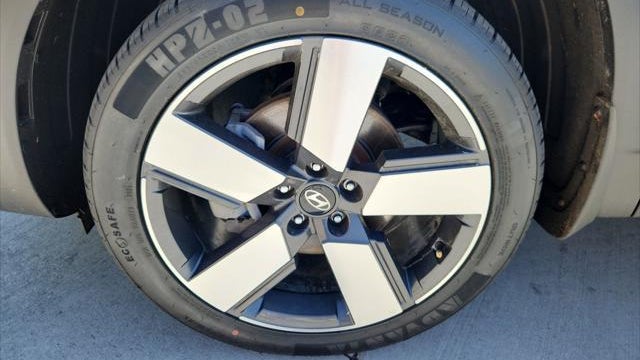 2022 Hyundai SANTA FE Plug-In Hybrid SEL Convenience