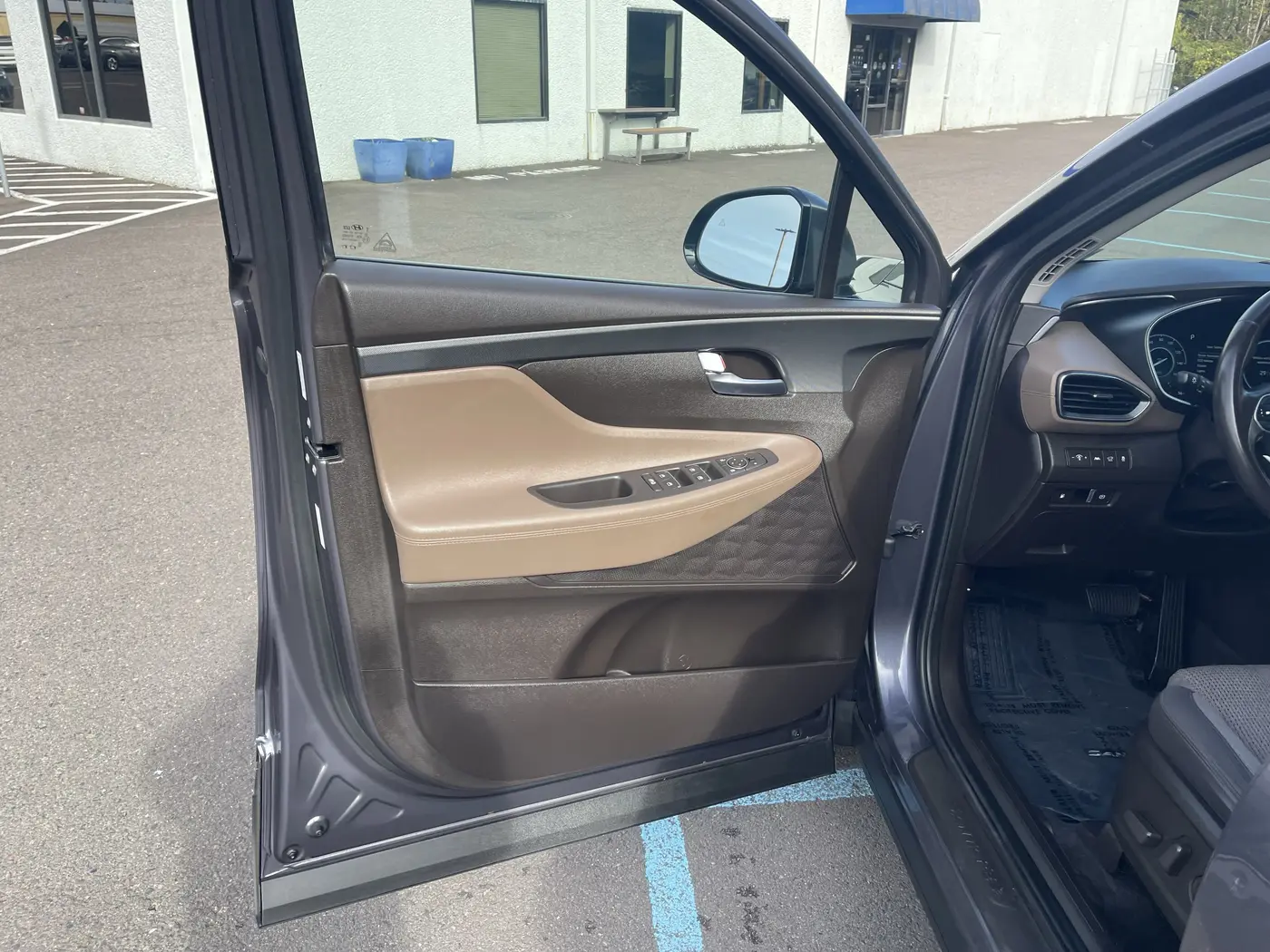 2022 Hyundai Santa Fe - $23,844