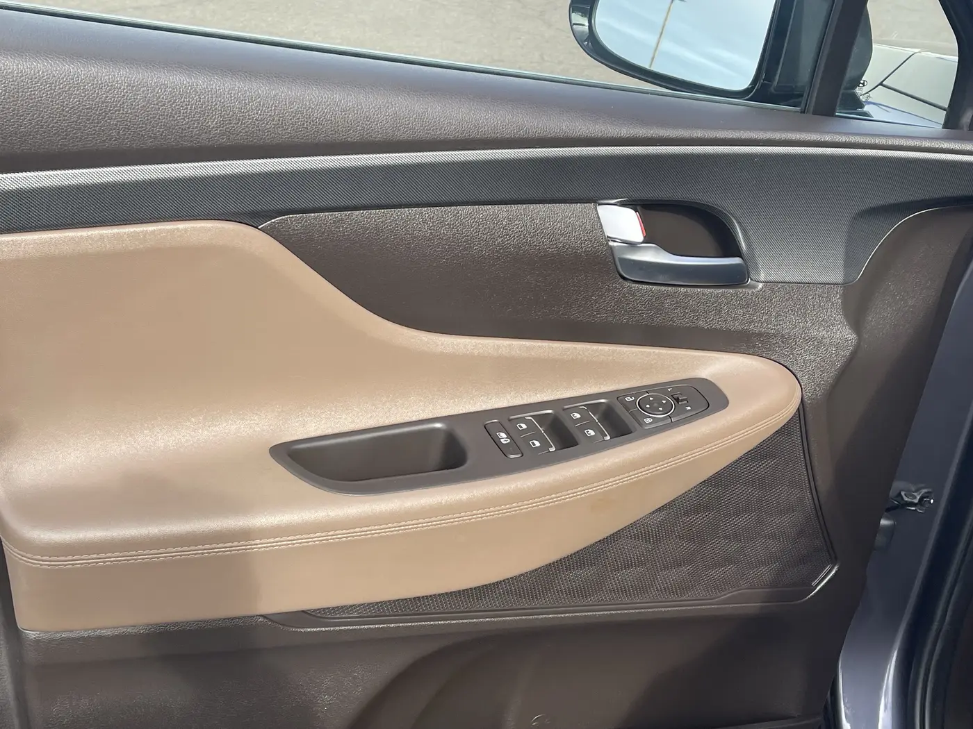2022 Hyundai Santa Fe - $23,844