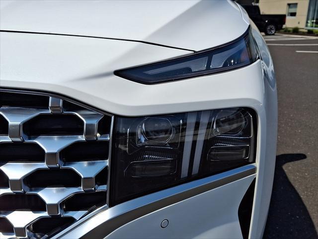 2023 Hyundai Santa Fe - $29,800