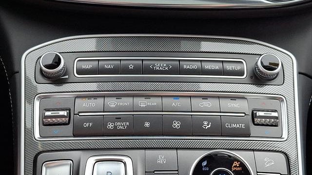2023 Hyundai SANTA FE Plug-In Hybrid Limited