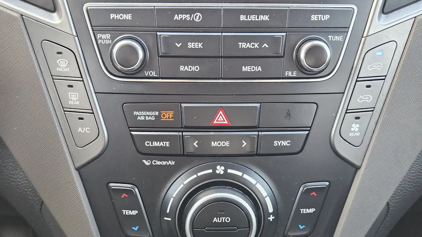 2019 Hyundai SANTA FE XL SE