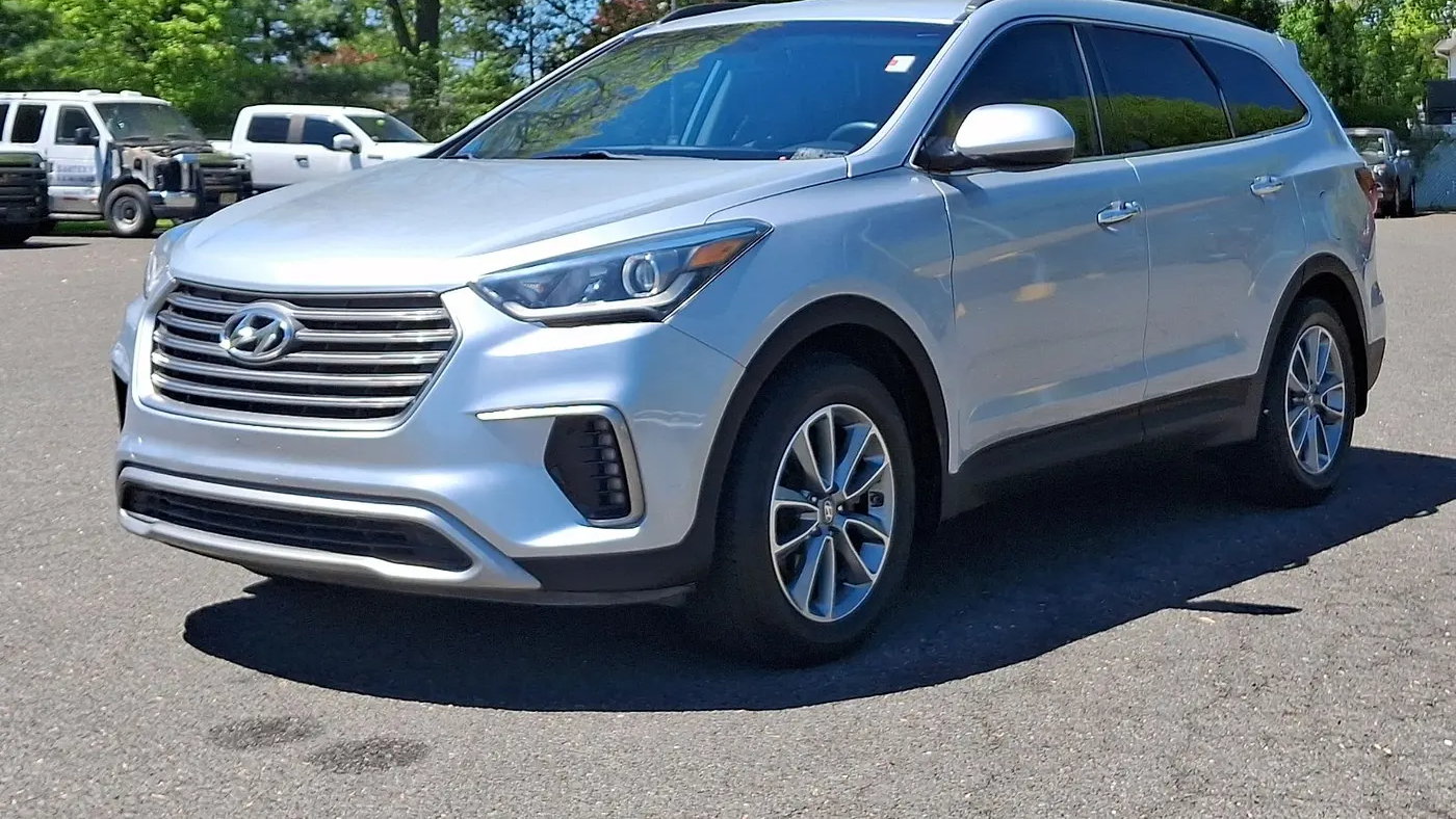 2019 Hyundai SANTA FE XL SE