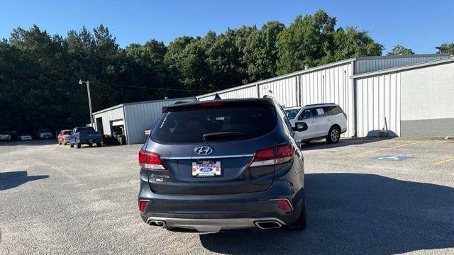 2017 Hyundai SANTA FE SE
