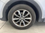 2017 SANTA FE Thumbnail 14