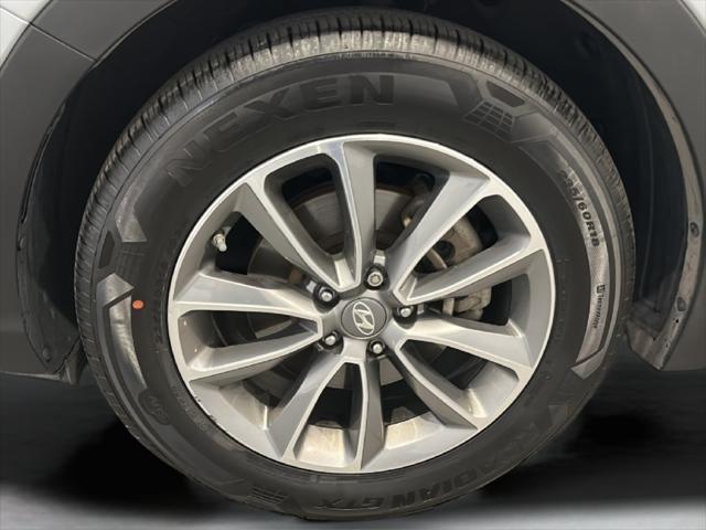 2017 Hyundai Santa Fe - $14,500