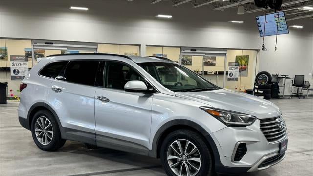 2017 Hyundai SANTA FE SE