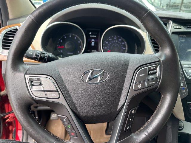 2015 Hyundai Santa Fe - $17,995