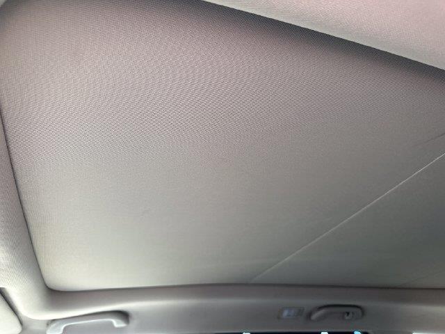 2015 Hyundai Santa Fe - $17,995