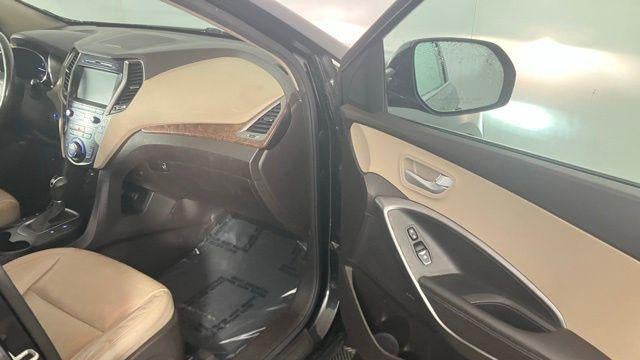 2017 Hyundai SANTA FE SE Ultimate