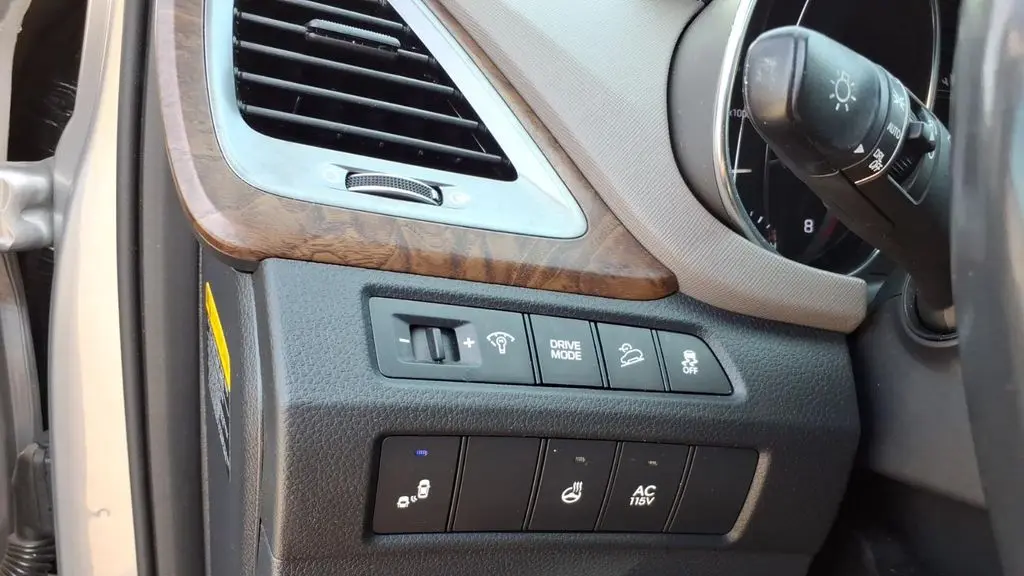 2018 Hyundai SANTA FE Limited Ultimate