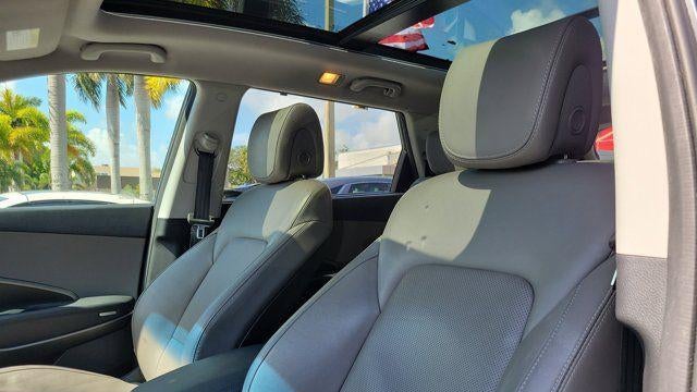 2017 Hyundai SANTA FE SE Ultimate