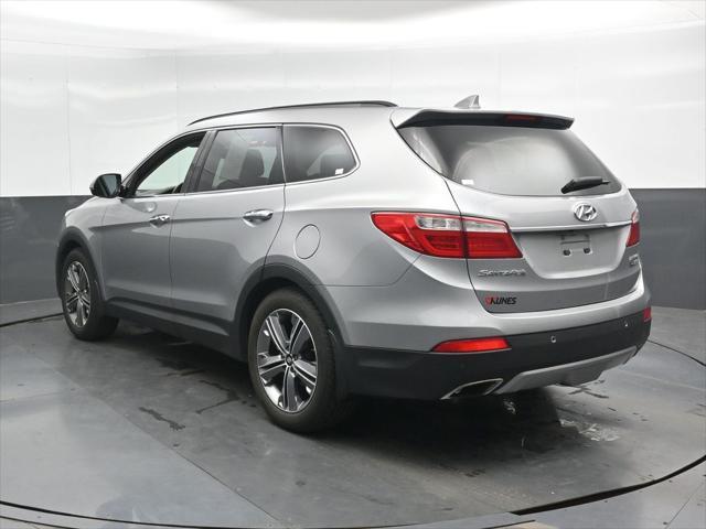 2015 Hyundai Santa Fe - $13,050