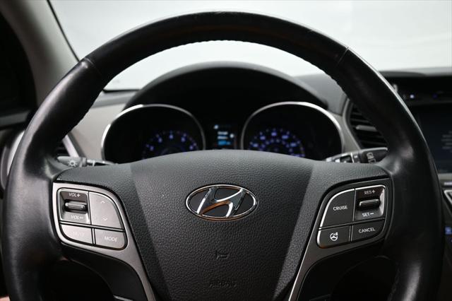 2015 Hyundai Santa Fe - $13,050