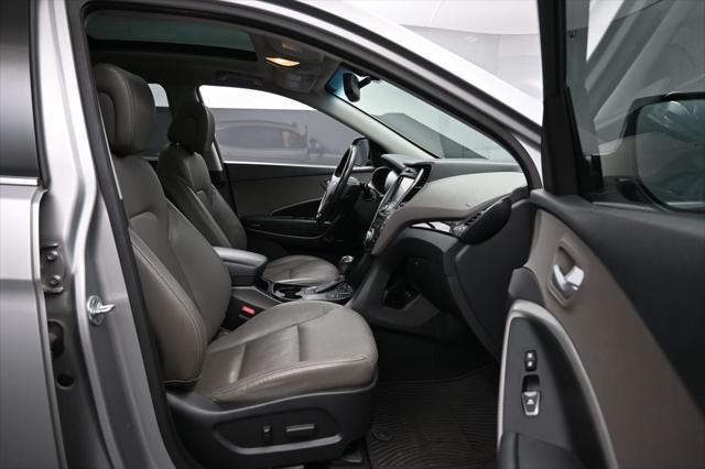 2015 Hyundai Santa Fe - $13,050