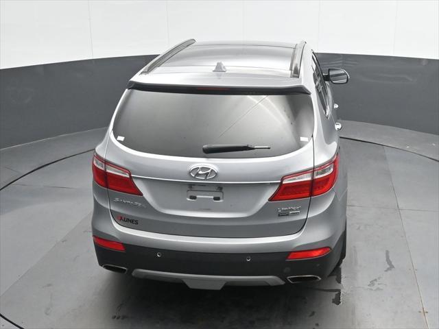 2015 Hyundai Santa Fe - $13,050