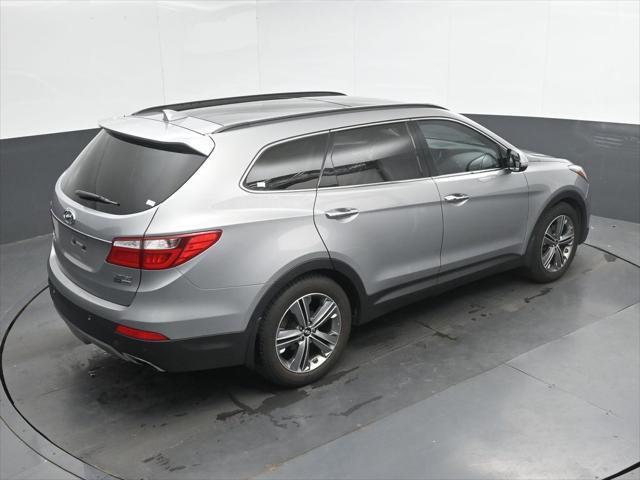 2015 Hyundai Santa Fe - $13,050