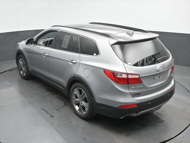 2015 Hyundai Santa Fe - $13,050