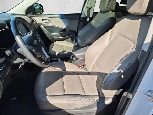 2019 Hyundai Santa Fe Xl - $13,990