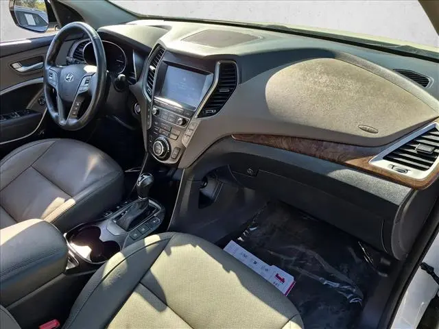 2019 Hyundai Santa Fe Xl - $13,990