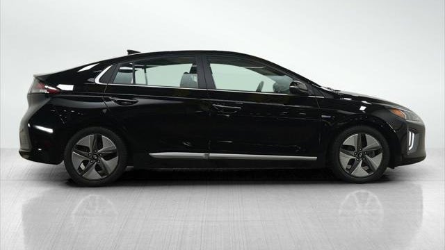 2020 Hyundai IONIQ Hybrid Limited