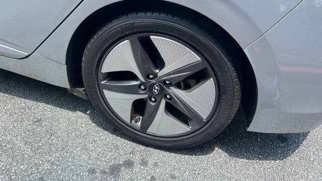 2021 Hyundai IONIQ Hybrid Limited