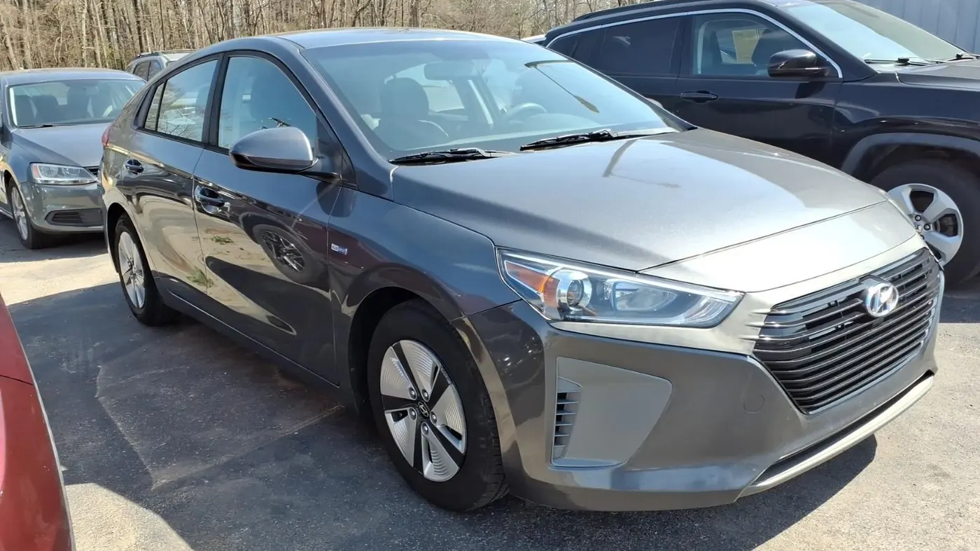 2018 Hyundai IONIQ Hybrid Blue
