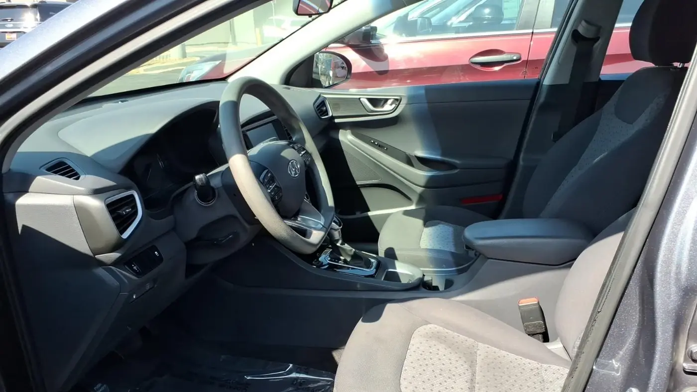 2018 Hyundai IONIQ Hybrid Blue