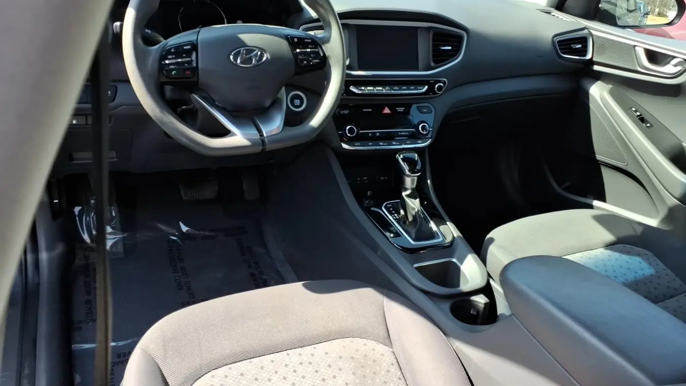 2018 Hyundai IONIQ Hybrid Blue