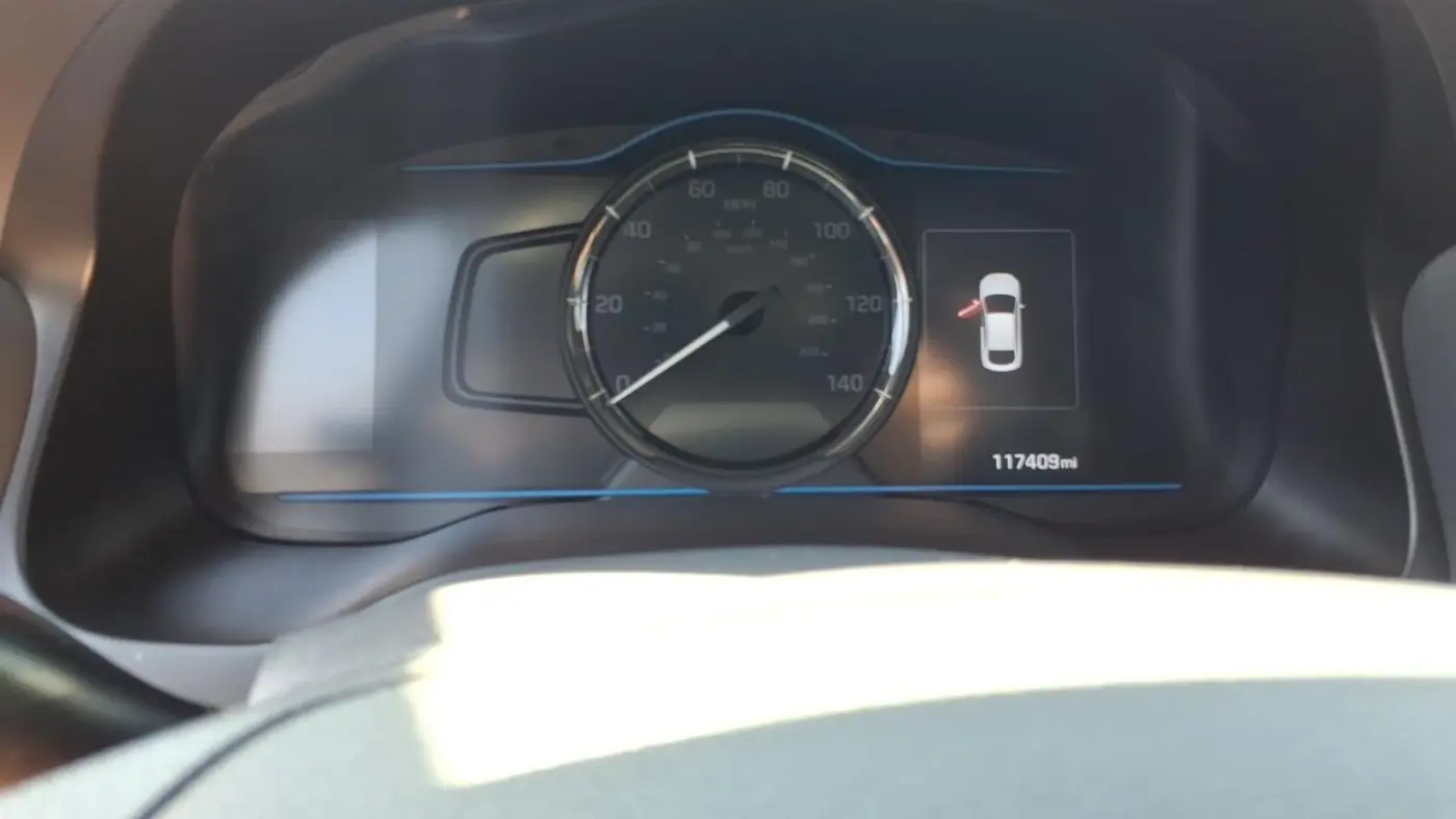 2018 Hyundai IONIQ Hybrid Blue