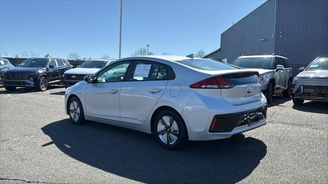 2018 Hyundai IONIQ Hybrid Blue