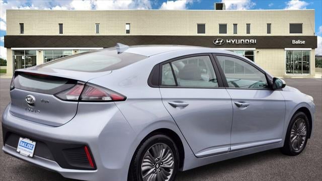 2021 Hyundai IONIQ Plug-in Hybrid SE
