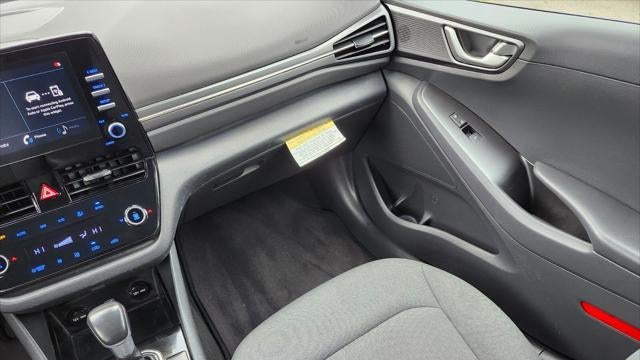2021 Hyundai IONIQ Plug-in Hybrid SE