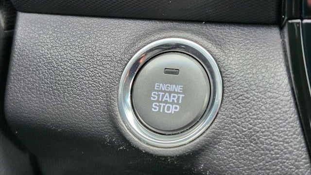 2021 Hyundai IONIQ Plug-in Hybrid SE